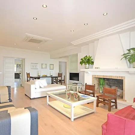 Σαλέ Xata Port de Pollenca