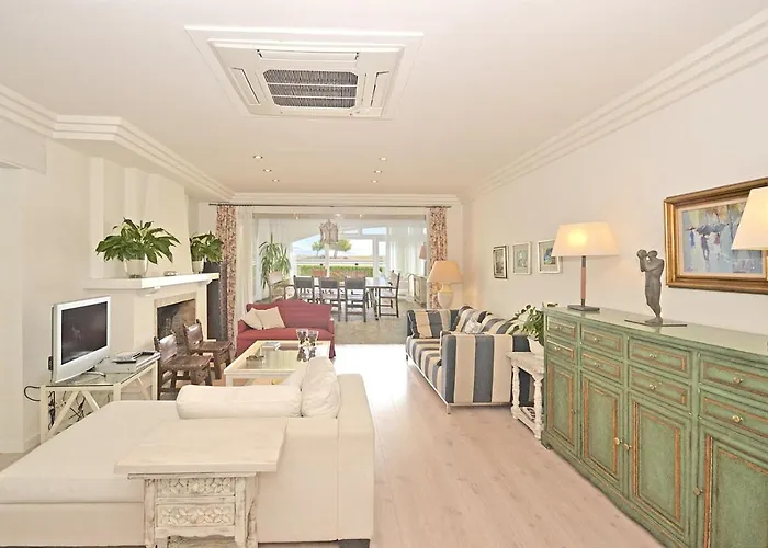 木屋 Xata 波连萨港